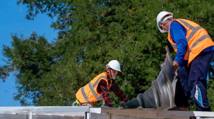 Expert new roof installation services in Valley City, OH